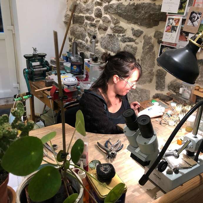 SEMAINES DU TOURISME ÉCONOMIQUE ET DES SAVOIR FAIRE : Création d'un bijou avec l'atelier de bijouterie Sur la Plage des Dames