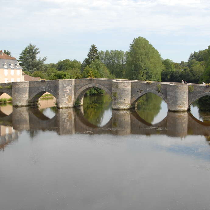 Vieux Pont de Saint-Savin et Saint-Germain