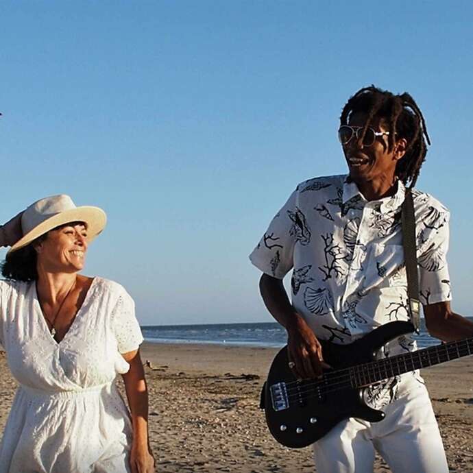 Norberto Valdés et La Magie de Laure en concert à la Guinguette de Kercabiron