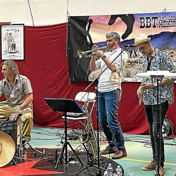 Concert BBT and los Mexicanos