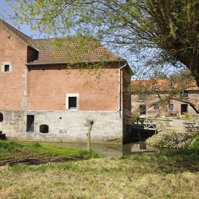 MOULIN CASTRAL DE HOLLOGNE-SUR-GEER GÎTE 2