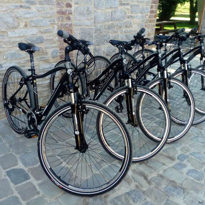 Des vélos à louer au Moulin Ferrières