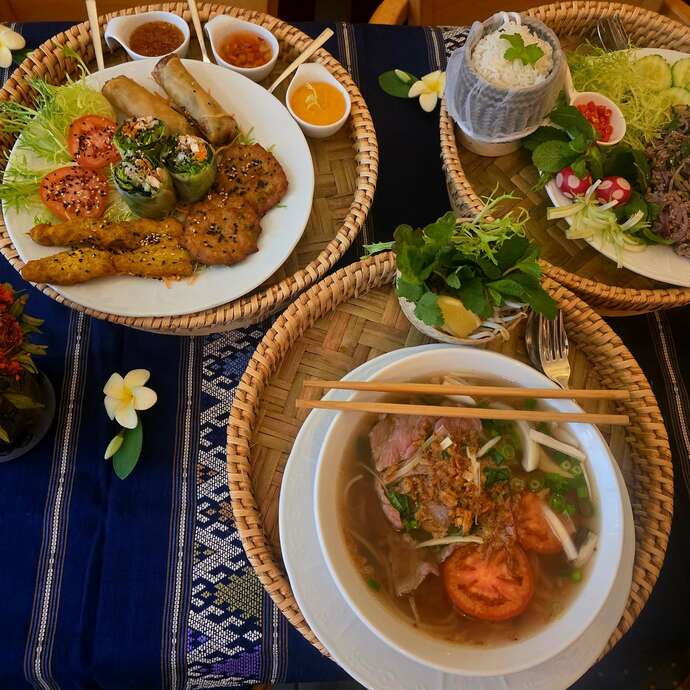 Le Bolus Phozap Laotian