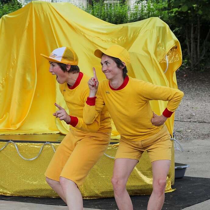 Festival Place aux Mômes : "Be Ice Cycle" par la compagnie Zirkus Morsa