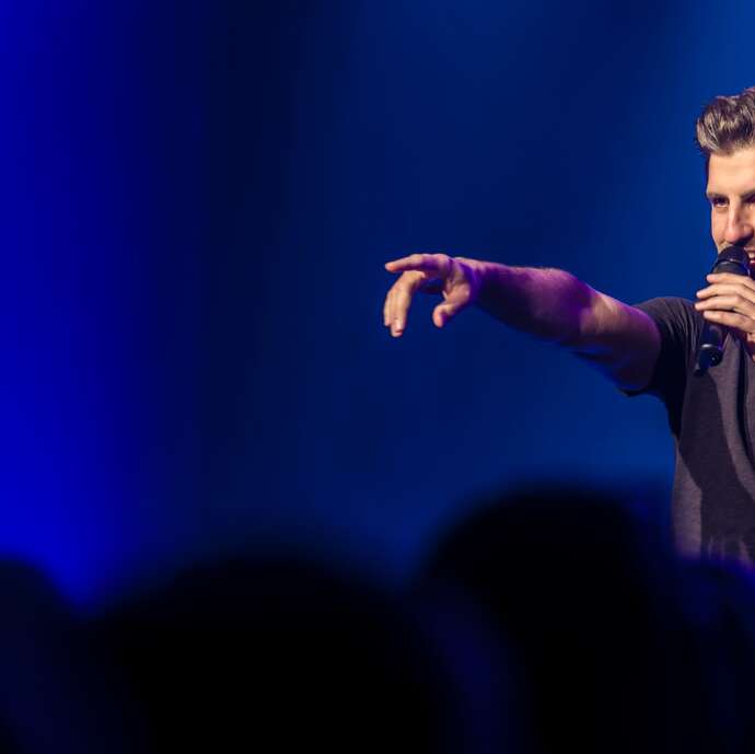 Spectacle d'Antoine Donneaux, imitateur mais pas que !