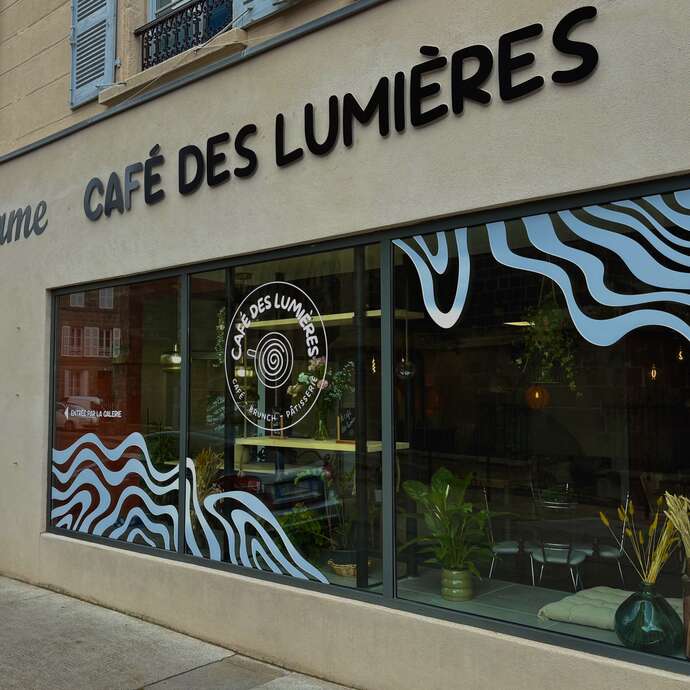 Café des Lumières