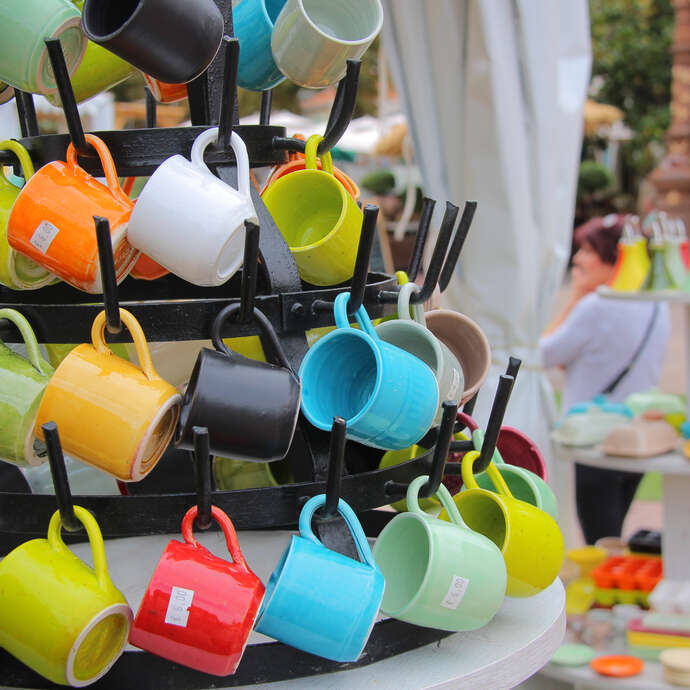 Marché à la céramique et aux santons