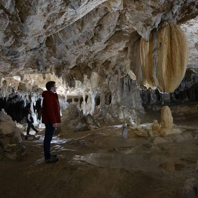 Full-day underground hike at Grotte de Lombrives