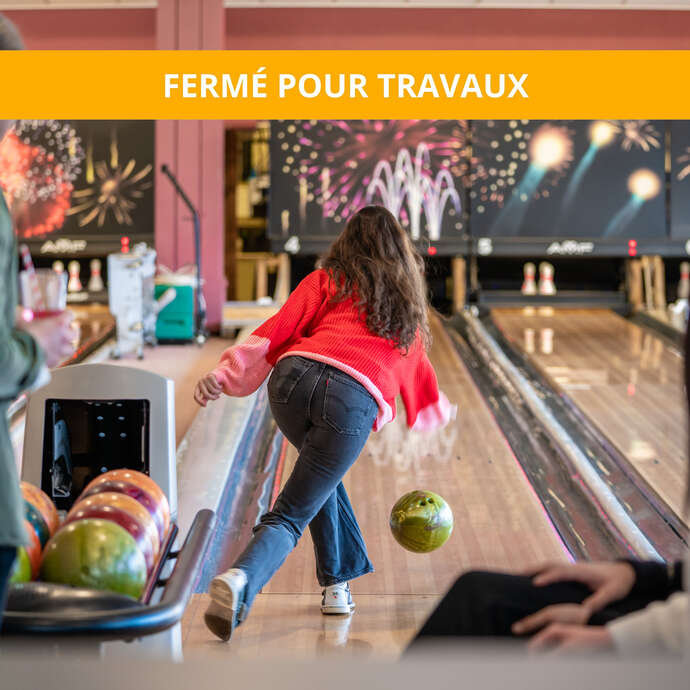 Bowling at the Palais des Sports