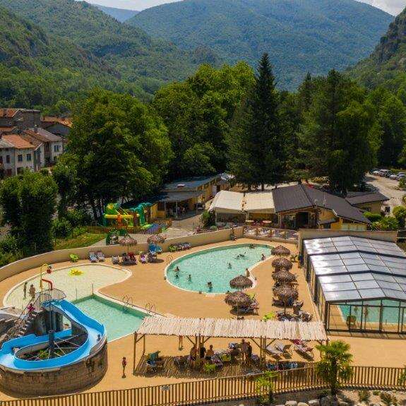 Camping des Grottes
