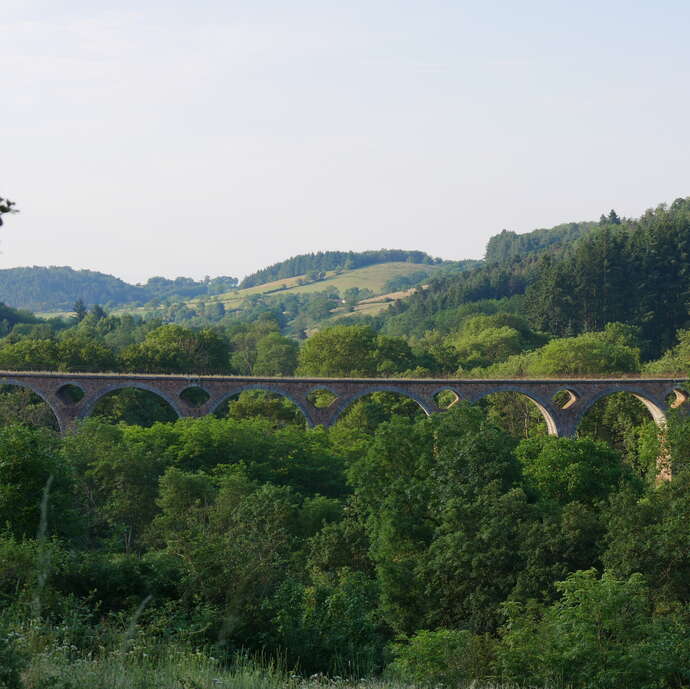 Le viaduc de Saint-Polgues