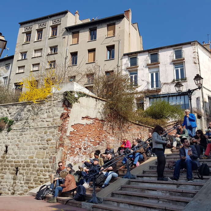 Balade en bande dessinée - Le Crêt-de-roc / en pente douce