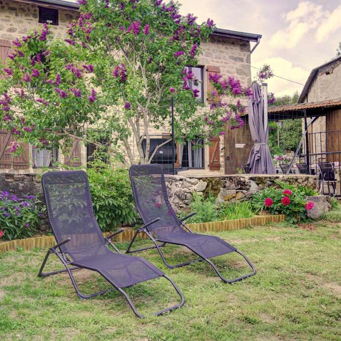 A la Lisière des Houx