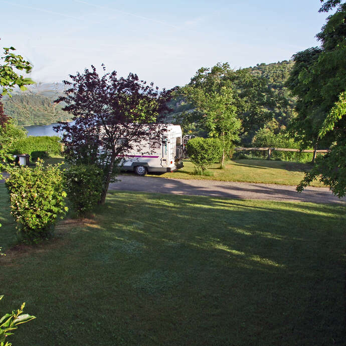 Aire de services et de stationnement camping-car