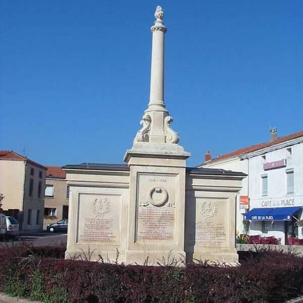 Monument aux Morts pacifiste