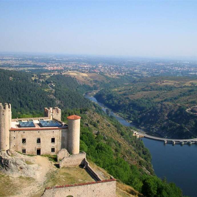 Château d'Essalois, Centre d'Interprétation des Gorges de la Loire