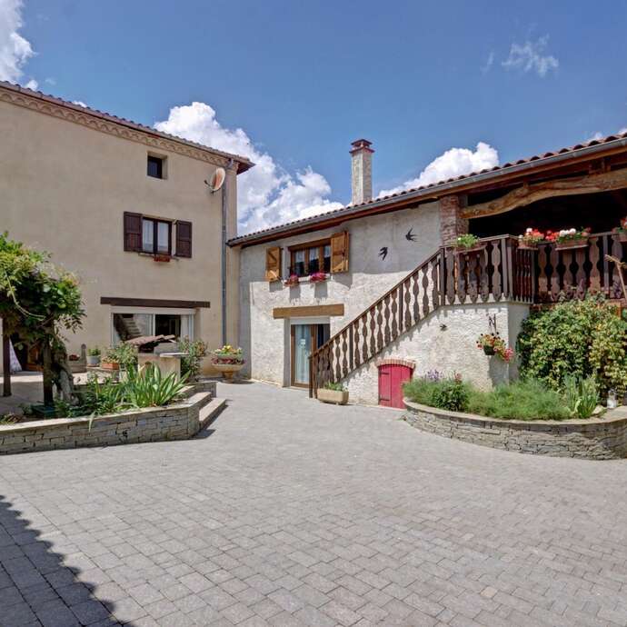La Loge aux Hirondelles