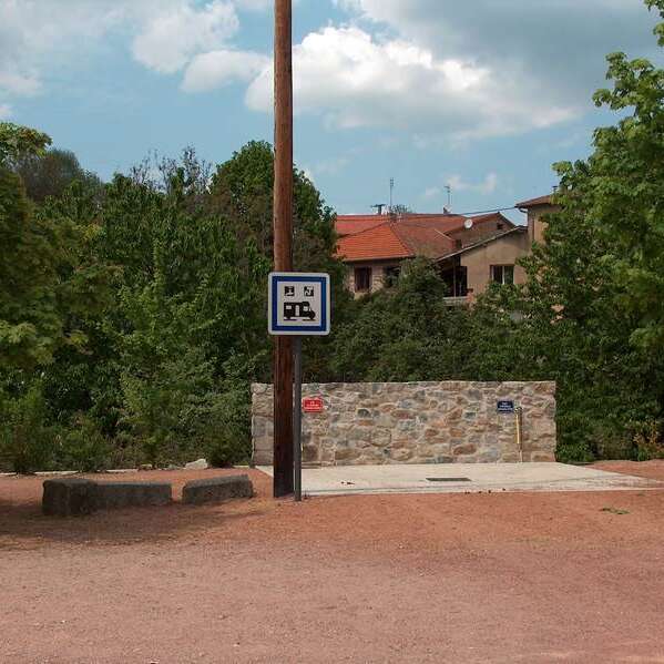 Aire de service et de stationnement Camping-cars