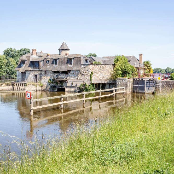 La Roussière Lock