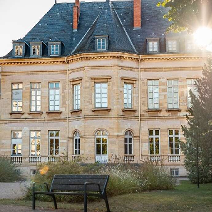 Musée Déchelette : où sont les femmes ?