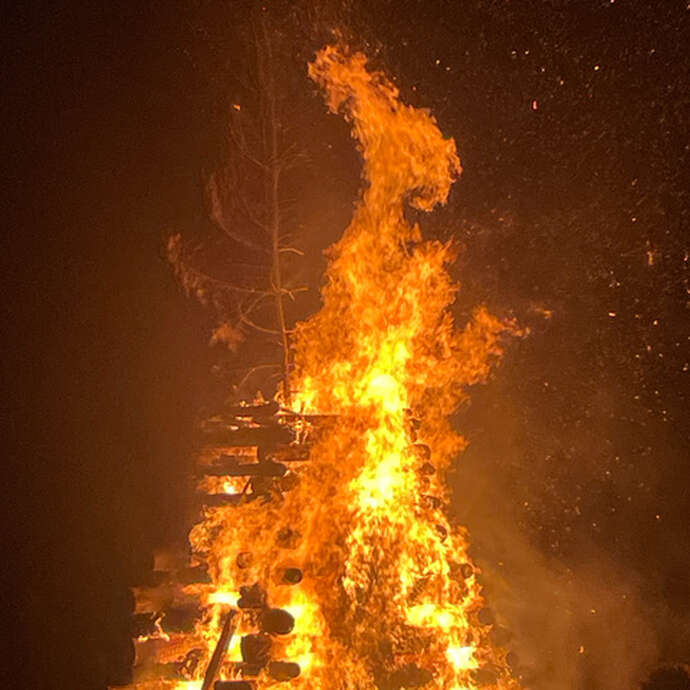 Terre et feu - Cuisson primitive d’argile sauvage