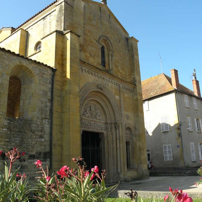 La cité médiévale de Charlieu - PR 25