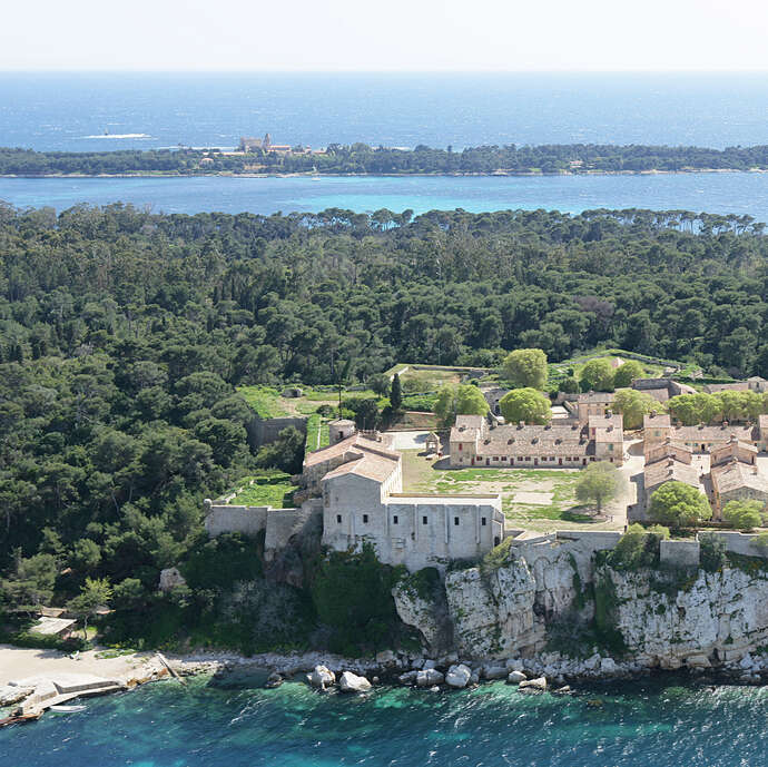 Musée du Masque de Fer et du Fort Royal