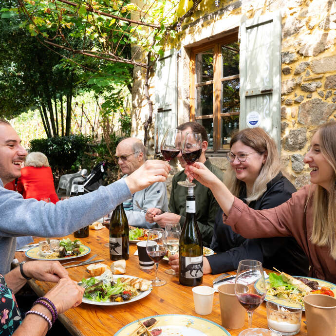 Le Grand Banquet de Jassoux : Dîner en plein air