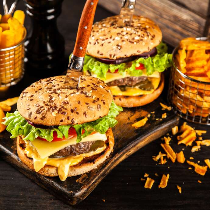 Repas et bar - Burger Chazellois - Festival Charivarue