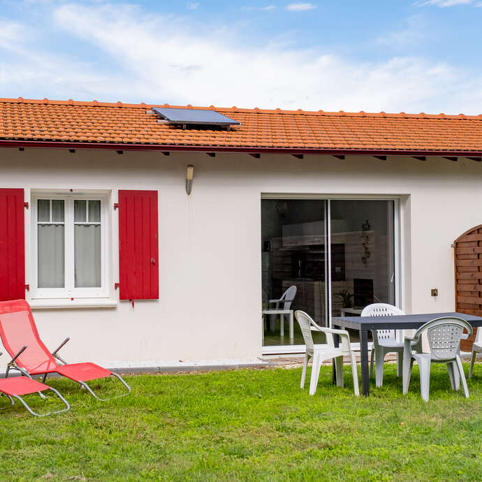 Maison Rouge
