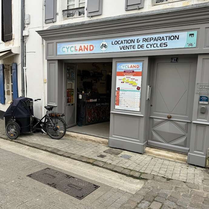 Cycland à La Flotte