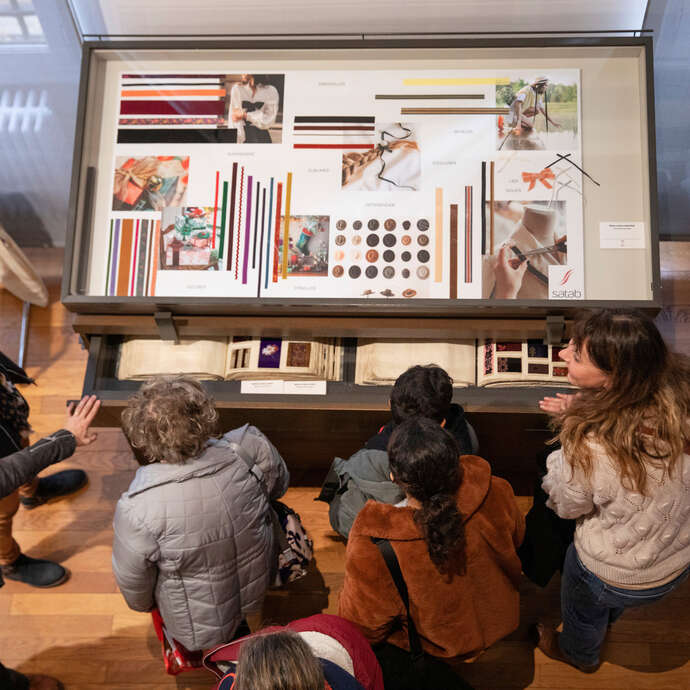 Visite tactile du parcours "La mécanique de l'art"