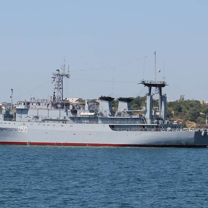 Conférence : "Géopolitique de la mer Noire : un pôle de tensions et de guerres" au Château de Bouthéon