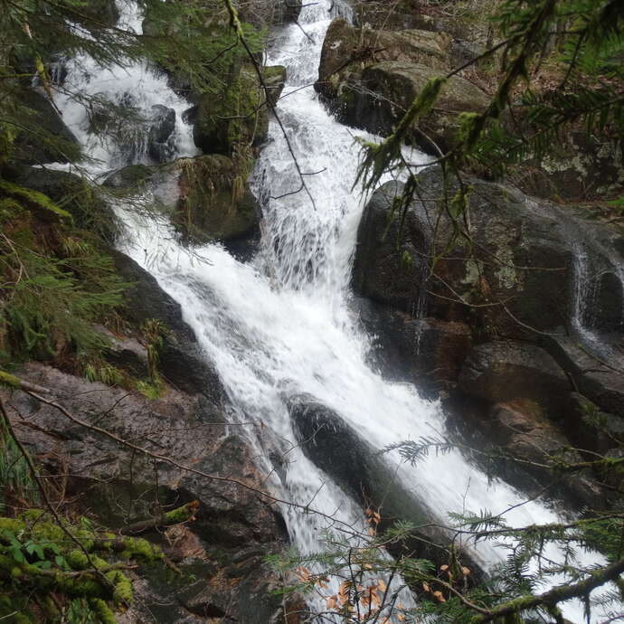 Cascade de bout