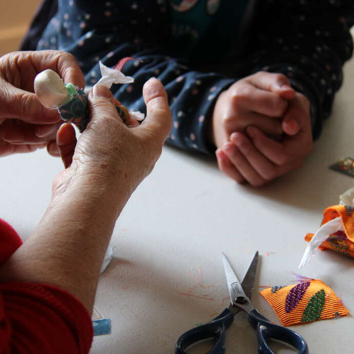 Atelier de création : fleurs en papier