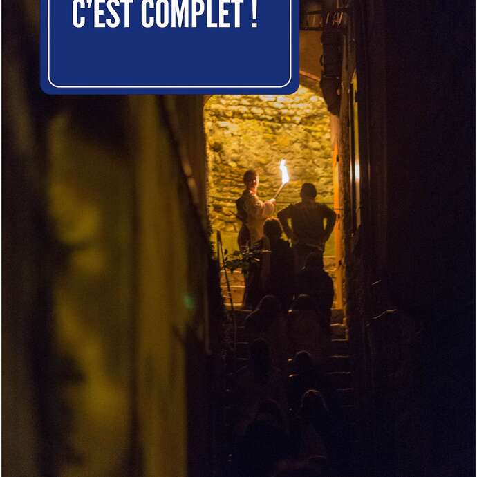 Visite nocturne : Trévoux insolite, contes et détours