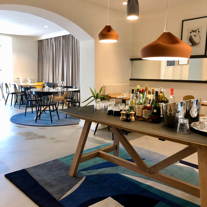 Oma Restaurant