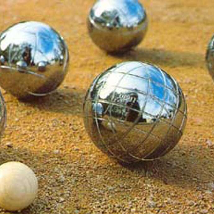 Concours de pétanque