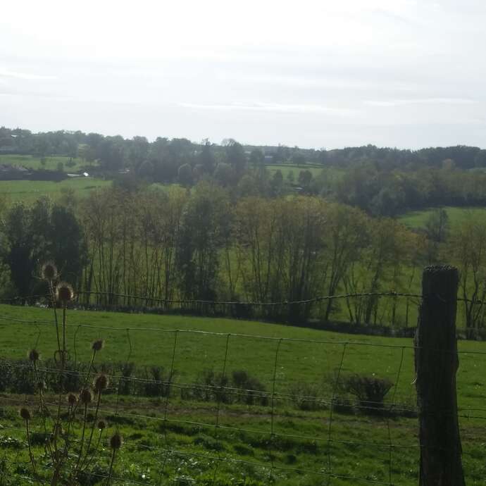 Entre châteaux et collines - PR 26