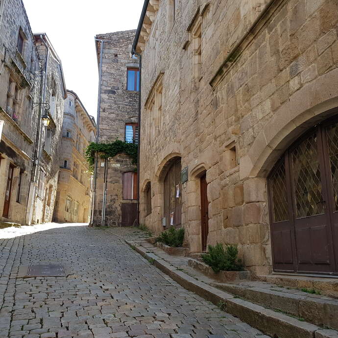 Bourg médiéval de St-Bonnet le Château - Visite guidée