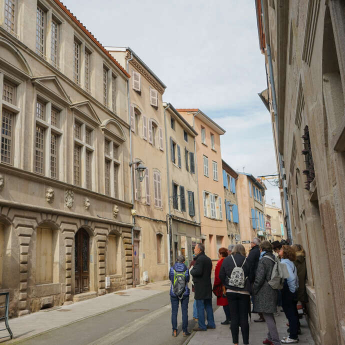 Montbrison, le coeur historique en une heure