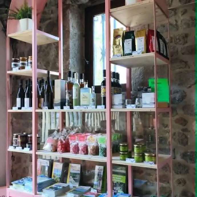 Boutique du bureau d'information touristique de Saint-Galmier