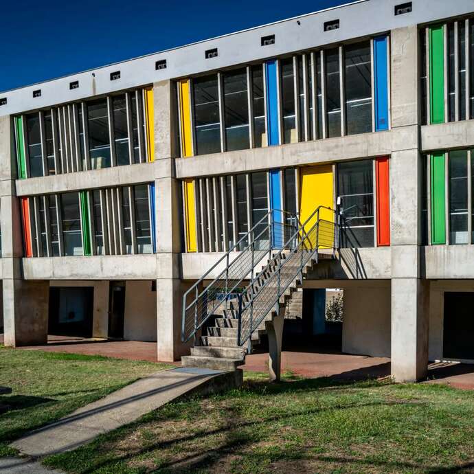 Spectacle - Pacific square