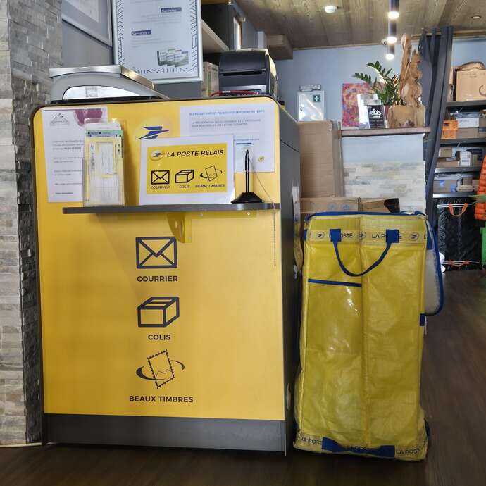 Relais La Poste et Colis Prive - Hotel Atmosphere