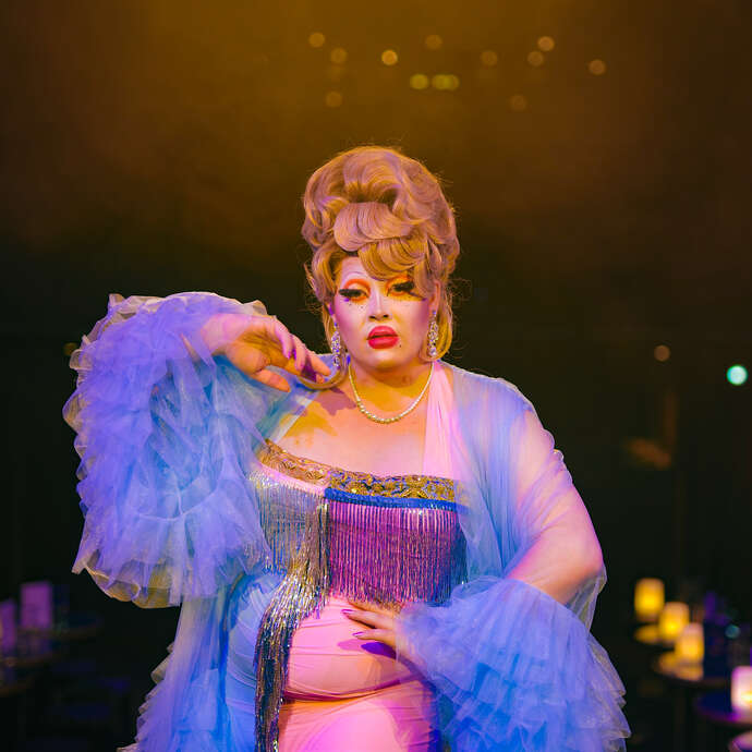 Spectacle - Madame Arthur enflamme Saint-Etienne au Fil