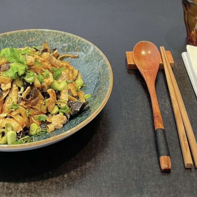 Nhà Làm