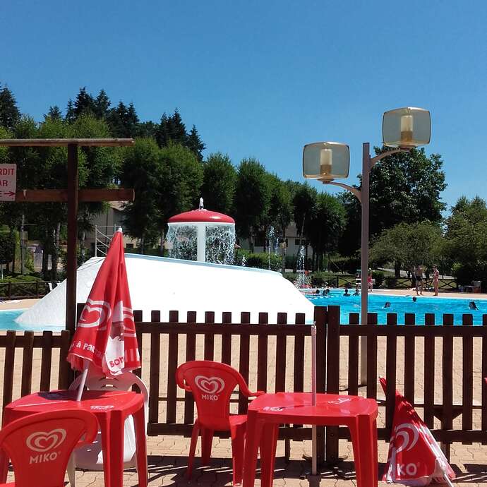 Piscine municipale La Baïne