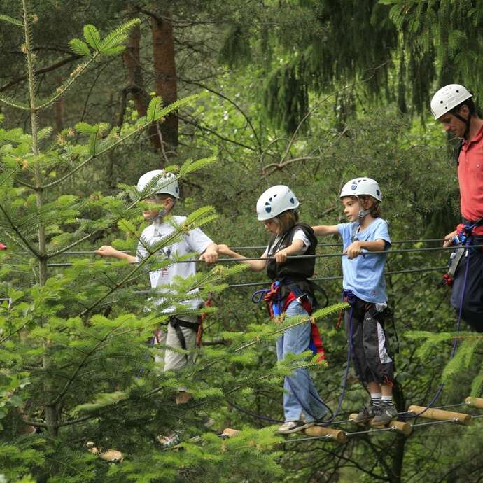 Eté 2026 - Bougez dans le Pilat - Via Ferrata enfant (à partir de 110 cm soit 6-8 ans) - Planfoy