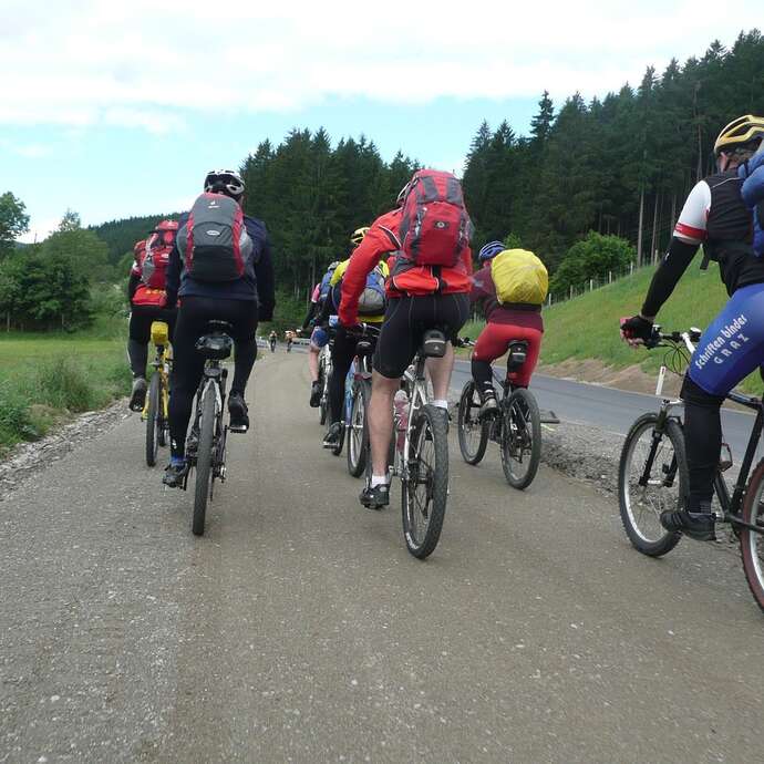 BBB#1 -  Bike + Bivouac + Bouquin/Bière