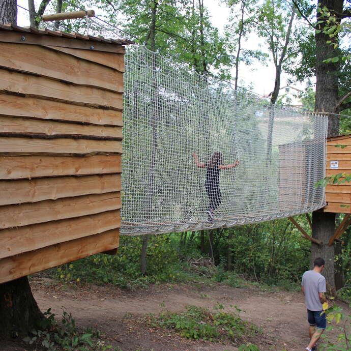 Parcours dans les arbres